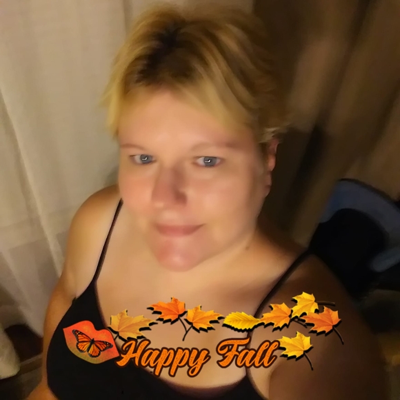 Meet your Posher, Tonya - Picture 1 of 1